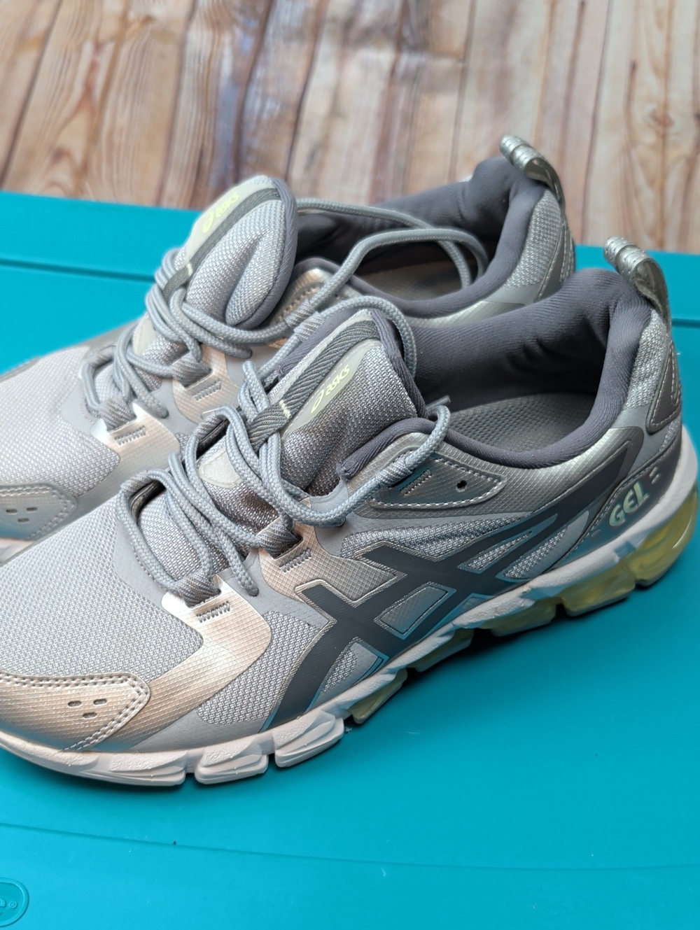 Asics Women's GEL-QUANTUM 180 TR Running Shoes S660J Mid Grey/Silver Size 9